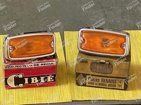 Reversing lights - RENAULT 16 (R16) - 32.75 A- 0