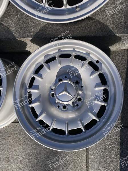 MERCEDES BAROCK ORIGINAL RIM - W108 W126 R107 - 6,5Jx14H2 ET30/1084001002 - MERCEDES BENZ W108 / W109 - 1084001002- 3