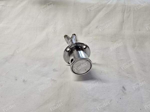 Pompe pression essence manuelle - BUGATTI Type 13 - 15 - 16 - 17 - 18 - 19 - 22 - 23 - 27 (Brescia) - 1