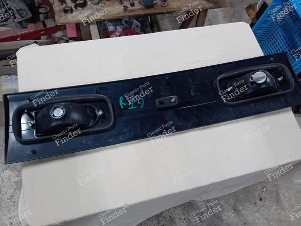 Phase 2 rear fascia - RENAULT 19 (R19) - 770081598 / 2NE006737- 2