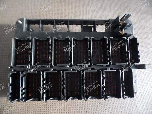 PLATINE TÜR FUSIBLES UND RELAIS - 944 Phase 2 - PORSCHE 944 - 94461011000- 6