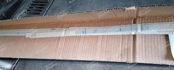 Kit autocollant version 'Tiga' - RENAULT 5 (Supercinq) / Express / Rapid (R5) - OEM: 7701366444- 2