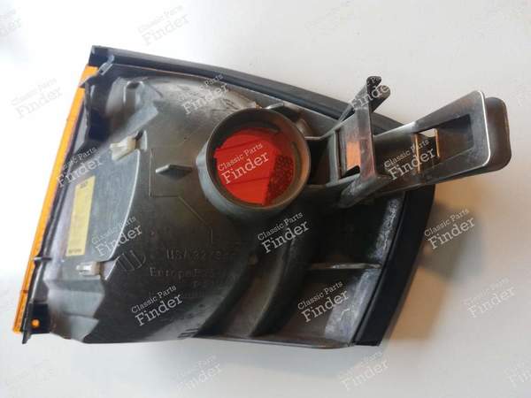 Pair of orange flashing lights - MERCEDES BENZ SL (R129) - 1305231911 (D) / 1305231910 (G)- 8
