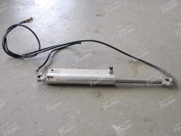 HOOD CYLINDER RIGHT PORSCHE 996 & 997 CABRIOLET - PORSCHE 911 (996) - 99656104501 / 99656104601 / 99656194500 / 99656194501 / 99656194502 / 99756194500 / 99756194501 / 99756194502- 9