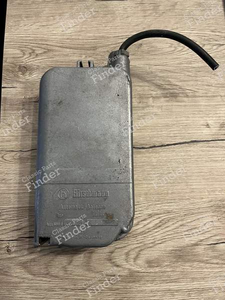 Electrical antenna box - MERCEDES BENZ W123 - Auta 6000 u- 2
