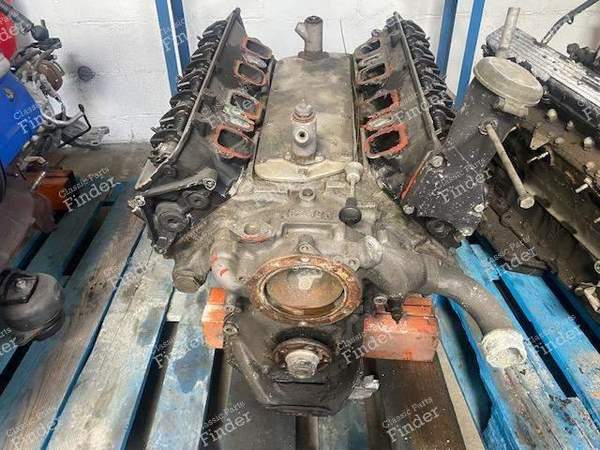 MOTORBLOCK - BENTLEY T-series - 6,230cc OHV V8- 1