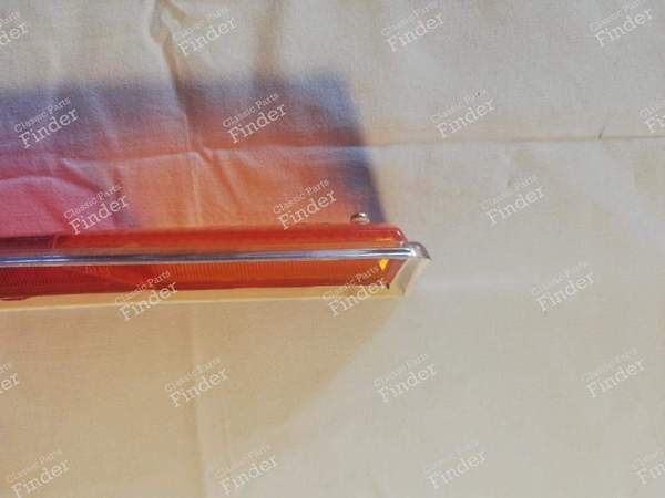 Taillight for Renault 10 First Series - Left - RENAULT 8 / 10 (R8 / R10) - P.K. LMP 3693- 7