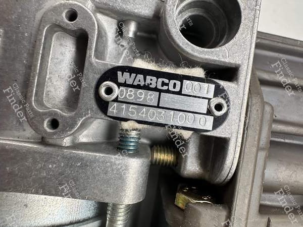 Compresseur de suspension - BMW 5 (E39) - 4430200111 / 4154031000- 2