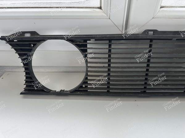 Grille de calandre quatre phares - VOLKSWAGEN (VW) Golf I / Rabbit / Caddy / Jetta - 123971-pp- 1
