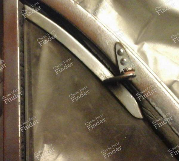 Encadrements de vitre portière Droite - PORSCHE 356 - 2