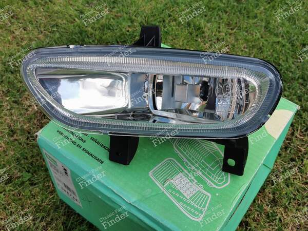 Front left fog light  (for older shape of bumper model) - PEUGEOT 406 Coupé - 67720899- 0