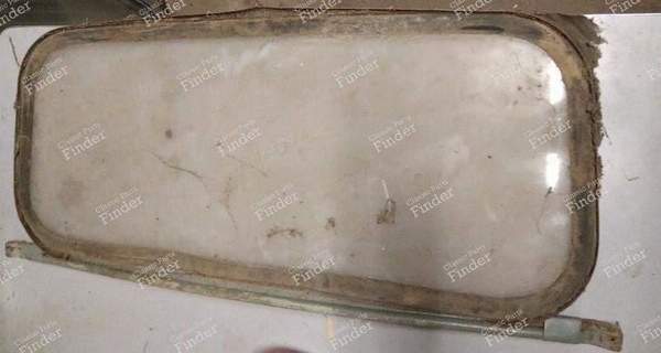 Lunette arrière grand modèle - CITROËN 2CV 