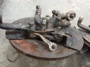 Pivot hubs - TRIUMPH TR6 - thumb-3