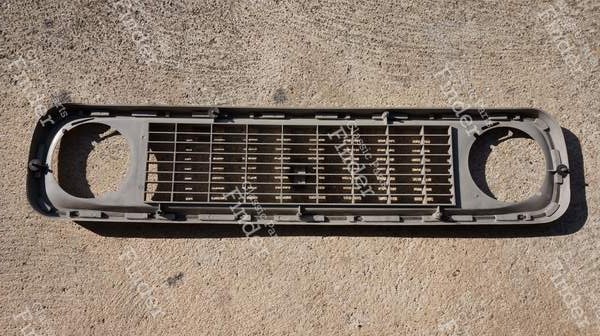 Calandre - RENAULT 4 / 3 / F (R4) - 1