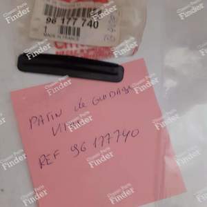 Skid / Glass guide for CITROËN XM