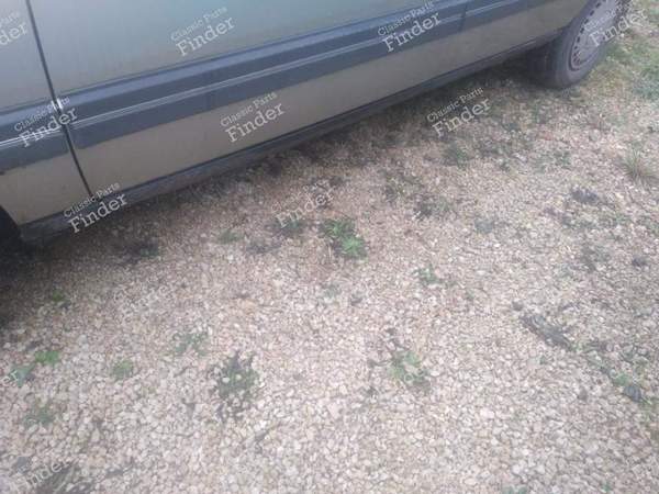 Unterer Rand - RENAULT 21 (R21) 