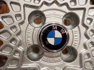 Melber Mesh 15 Zoll Leichtmetallräder Felgen 4x100 7Jx15 ET12 - BMW 2002, E21, E30 - BMW 1502 / 1602 / 1802 / 2002 / Touring (02-Serie) - thumb-6