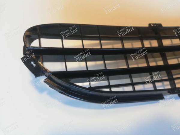 Grille de ventilation inférieure de pare-choc - PEUGEOT 406 Coupé - 7414.X6- 7