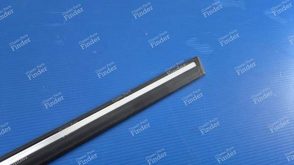 Right rear fender protector - Estate version - PEUGEOT 504 - 8564.59- 1