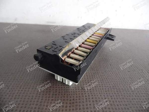 SICHERUNGSKASTEN 477941813 PORSCHE 944 & 924 - PORSCHE 924 - 477.941.813- 2