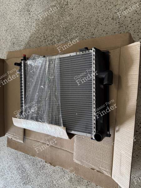 Kühler für 6-Zylinder-Modelle - MERCEDES BENZ E (W124) - 1