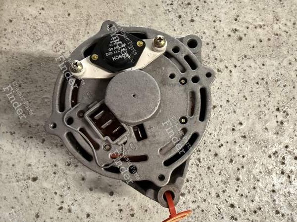 Alternator - MERCEDES BENZ S (W126) - 8EL725688-001- 1