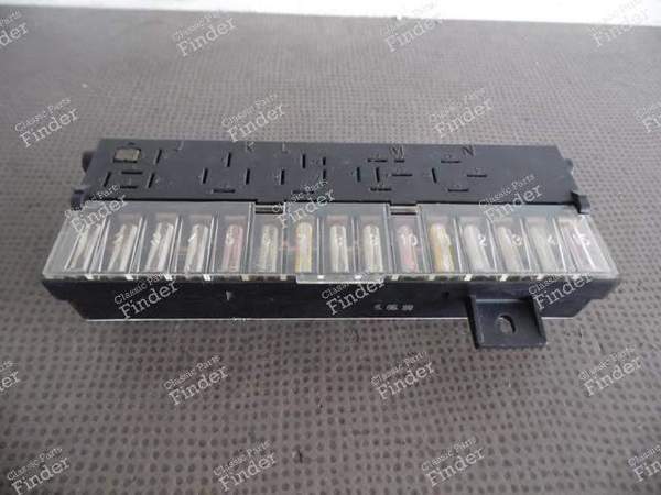 SICHERUNGSKASTEN 477941813 PORSCHE 944 & 924 - PORSCHE 924 - 477.941.813- 0