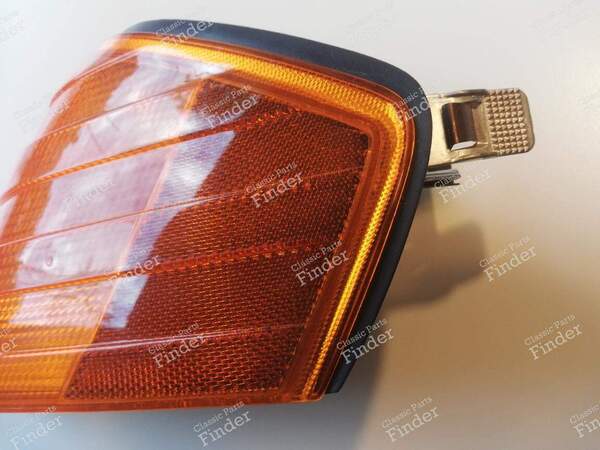 Left Front Turn Signal - MERCEDES BENZ SL (R129) - 1305231910 / 1298260043- 4
