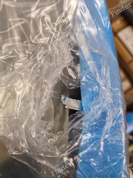 HARD TOP HECKSCHEIBE GRÜN GETÖNT MIT ENTEISUNG - MERCEDES BENZ SL (R107) - Equiv. A1076780310- 1