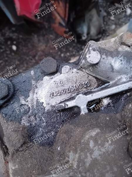 Box 5 Getrag M60 type 245 - BMW 5 (E12) - M60 245 / 2450054000- 2