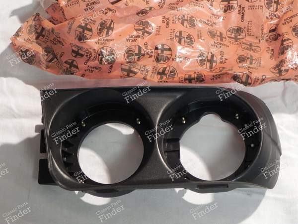 Pair of headlight surrounds - TI Série 3 - ALFA ROMEO Alfasud - 13780 / 20270030050- 0