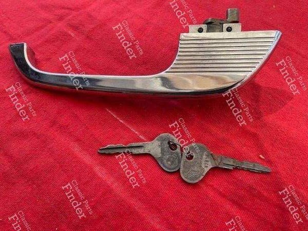 Türgriff der Fahrertür mit Zylinder und Schlüsseln - BMW 1502 / 1602 / 1802 / 2002 / Touring (02-Serie) - 0