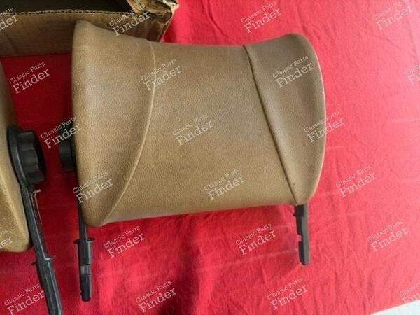 Paire d'appuie tête originaux - RENAULT 16 (R16) - 01554829- 2