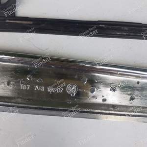 Poignée extérieure chromée de coffre arrière - MERCEDES BENZ SL (R107) - A1077580202- thumb-3