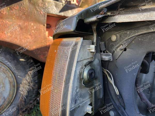 Aile avant droite - PEUGEOT 305 - 7840.71- 4