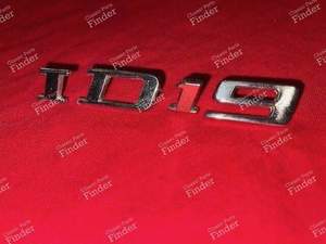 ID19 trunk emblem - CITROËN DS / ID