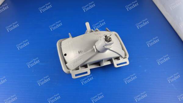 Linkes Rückfahrlicht hinten (ab Ende 1990) - PEUGEOT 205 - 2210 / 635183- 3