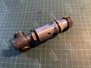 Speedometer drive/angle gearbox on gearbox - PORSCHE-VOLKSWAGEN 914 - 91431802901- thumb-2