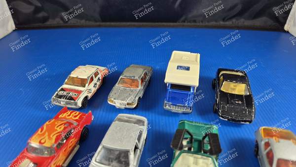 Pack of 8 'MAJORETTES - RENAULT 25 (R25) - 3