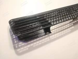 Hood ventilation grille - RENAULT 9 / Alliance / Broadway / 11 / Encore (R9 / R11) - 7704000879- thumb-1
