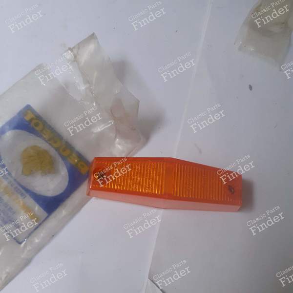 Cabochon de clignotant latéral - RENAULT 8 / 10 (R8 / R10) - 4126- 0