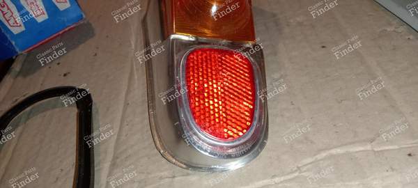 Paire de feux arrière. - RENAULT 4 / 3 / F (R4) - 065069 / 1422240067- 5