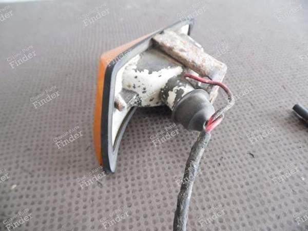 CLIGNOTANT AY575246A ALPINE A110, R5 MAXI TURBO, CITROËN DYANE - CITROËN Dyane / Acadiane - 12.630 / 424G- 6