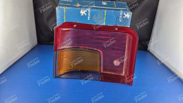 Right taillight lens - PEUGEOT 205 - 2208 / 6352.34- 2