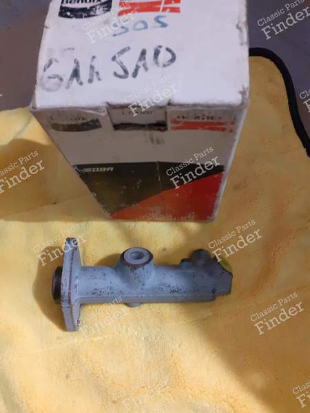 Brake master cylinder - PEUGEOT 505 - 611510- 0