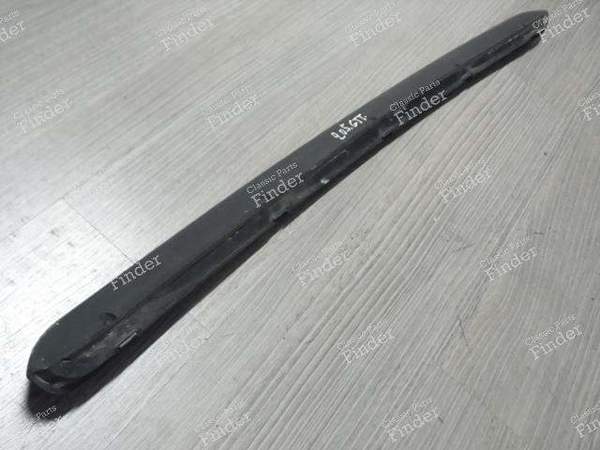 BECQUET DE HAYON ARRIÈRE - PEUGEOT 205 - 8742.28- 8