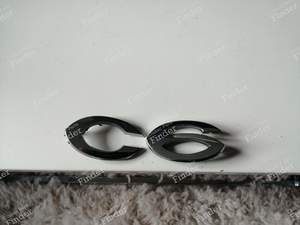 Monogramm auf dem hinteren Kofferraumdeckel - CITROËN C6