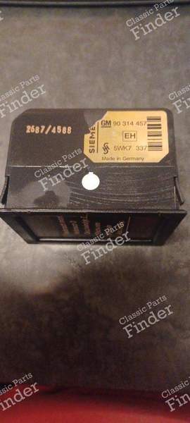 On-board computer - OPEL Omega / Senator (A) - OEM: GM 90314457 - 5WK7337- 1