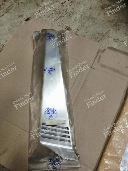 Pour Série 1, habillage custode inox - CITROËN CX - 95554403- 1