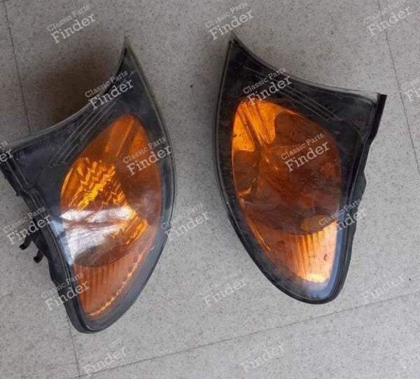 Paire de clignotants pour BMW Série 3 E46 - BMW 3 (E46) - 63137165859 / 63137165860- 0